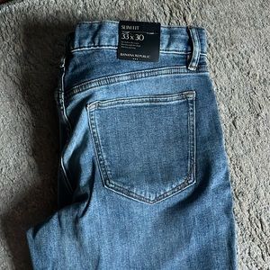 ⭐️Men’s Banana Republic jeans ⭐️
